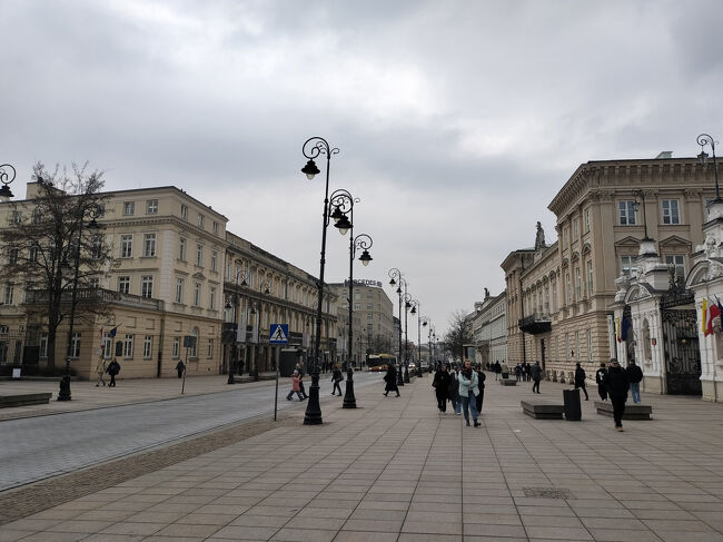 街並み<br />⇒第二次世界大戦で蹂躙されましたがこの辺一体を元のように復元<br />　しているとのことです。