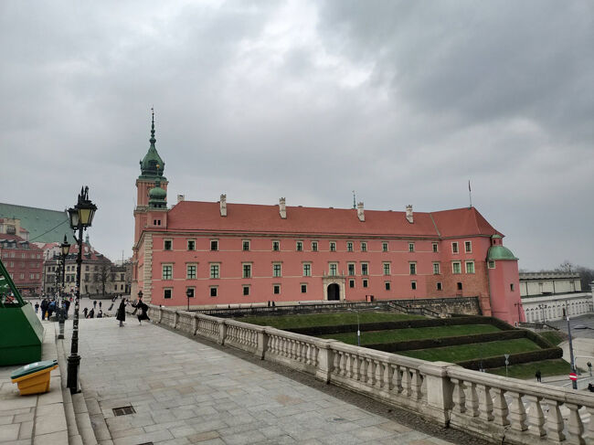 ワルシャワ王宮<br />15:35