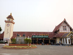 別に用事は無いけど電車でも来れるのでチェンマイ駅に行ってみました。
中々雰囲気は良さそうです。