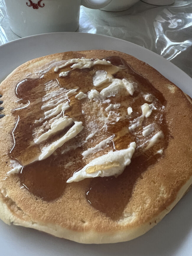 パンケーキはバターとメイプルシロップをたっぷりかけていただきました～<br /><br />コーヒーのおかわりもできて大満足！！<br /><br />ごちそうさまでした