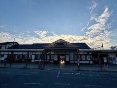 沼田駅のトイレで11月下旬に熊が出て、警備員の方が負傷されたというニュースが出ていて、こんな場所にまで来ているんだと後でビックリ。