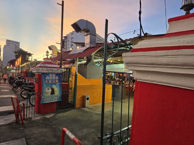 お店<br />Red Garden Food Paradise<br />Red Garden Cafeで