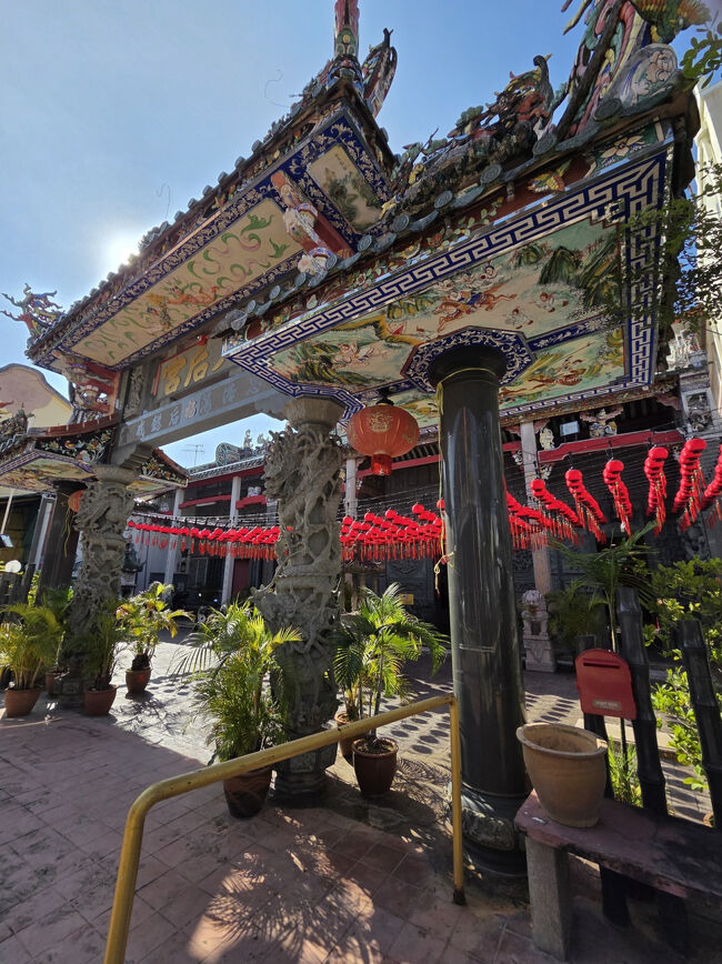 歩いてダウンタウンの街へ