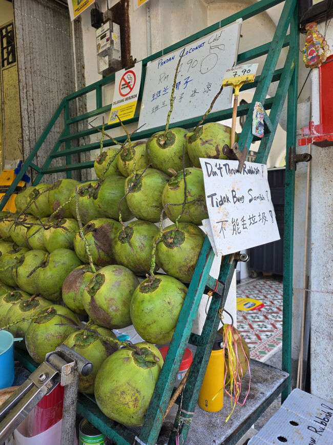冷やしてないから安い(笑)<br />ハワイは＄7～14位だった<br />