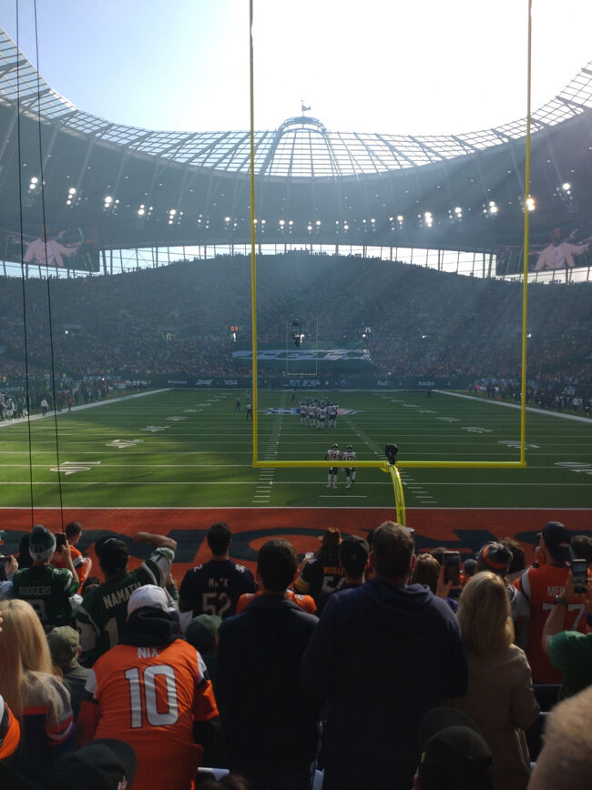 いよいよキックオフ。待ちに待った試合開始ということで、私自身のボルテージは最高潮でした。