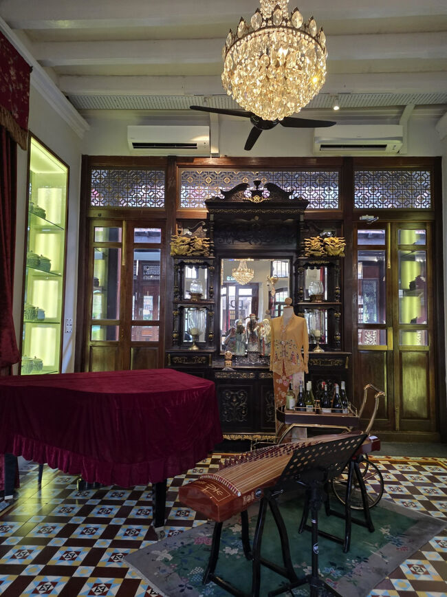 ではこちらへと