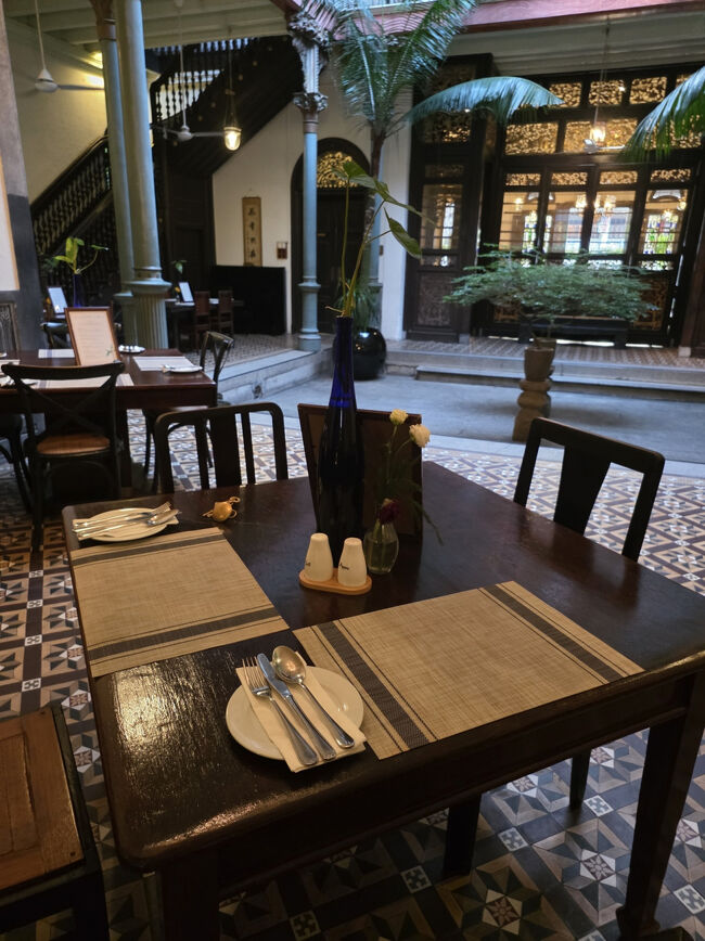 朝、やっぱりジャグジーが動いていなかったので、電話しましたが、水温上がらないので<br />フロントに直接訴えに(笑)