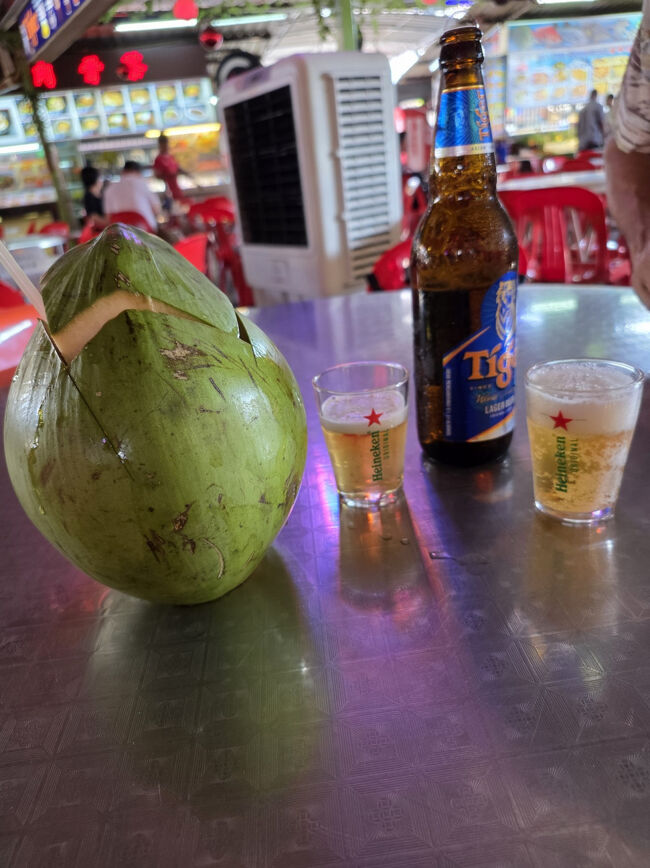 私は又もやココナッツジュース