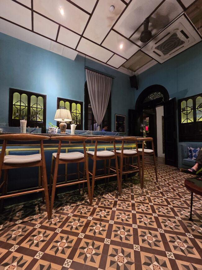 私はホテルへ帰って食べたかったので<br />小籠包少しだけ頂き我慢して