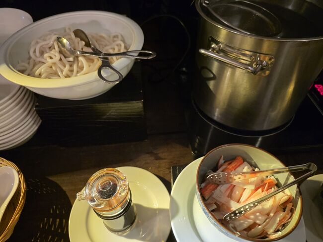 本日のヌードルはおうどんみたい