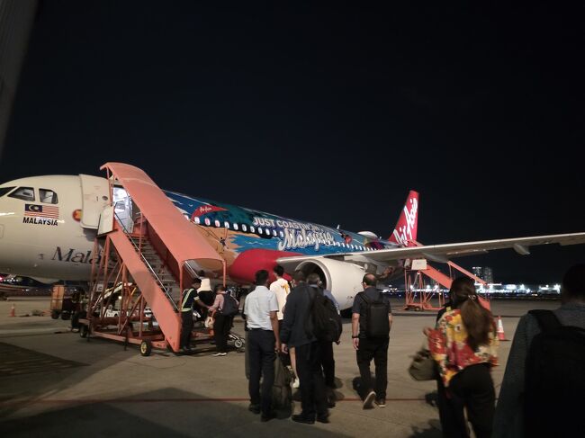 散々遅延待たされ搭乗