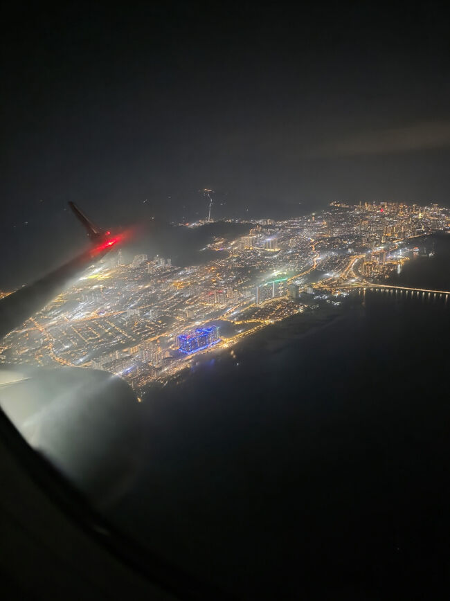 １時間遅れでペナンよ、さよなら告げる<br />