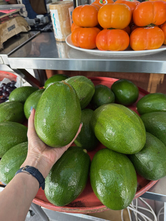 これが台湾のアボカド<br />日本で売ってるアボカドと比べるとおっきいね～<br /><br />ごちそうさまでした(^^)<br />