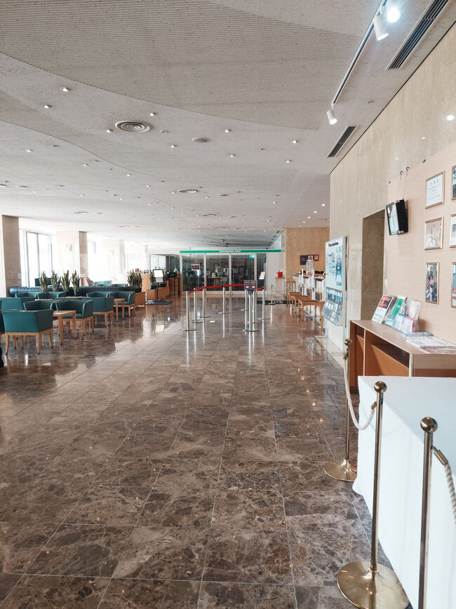 チェックアウト。荷物を預けて、出発します。