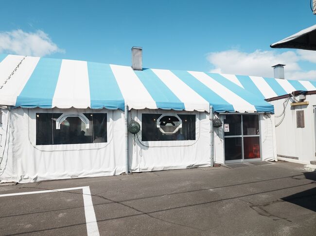 直売店で具材を購入したら、喰処と書いてあるテントに案内されます。