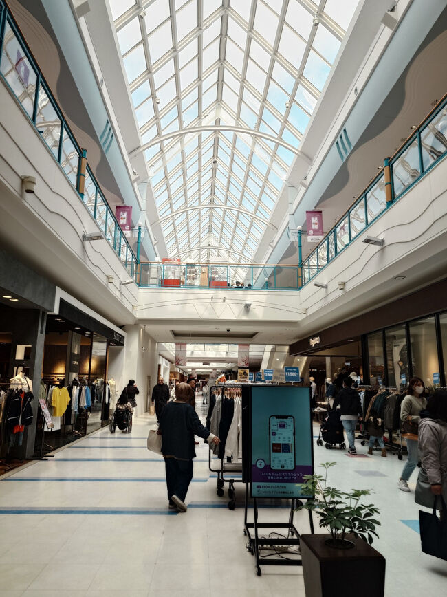 日曜日の午後のせいかかなりの人。イオン開店による釧路の中心部の衰退の影響がよく分かります。