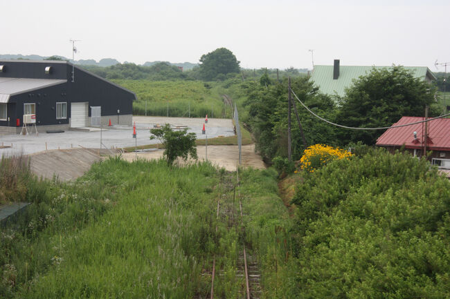 鵡川跨線橋。<br />ただし、奥の方には、線路がない部分もありました。