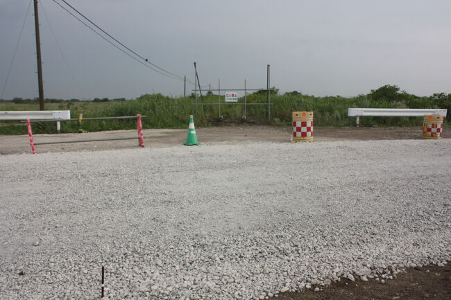 チンタ浜踏切跡。<br />上の写真の反対側です。