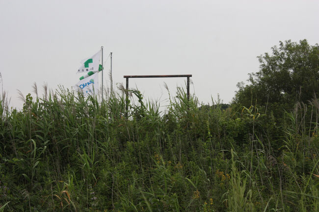 勇払郡むかわ町汐見。<br />駅名標の枠です。