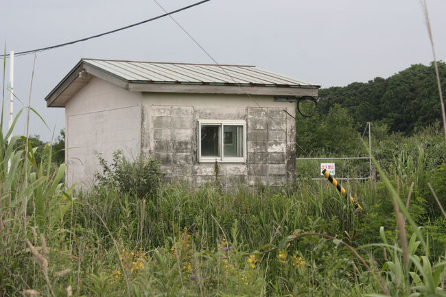 勇払郡むかわ町汐見。<br />待合室を拡大して撮りました。