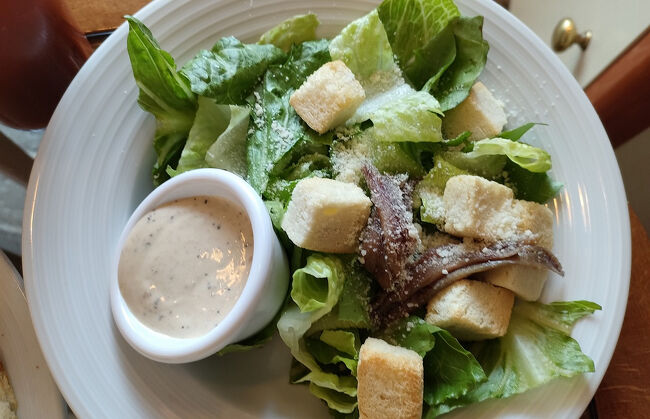 アプリから簡単に注文で来て、好みの食材を増やしたり、嫌いなものを抜いたり迄指定できます。