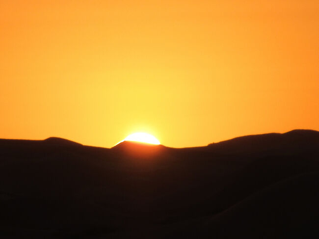 日の出の様子です。