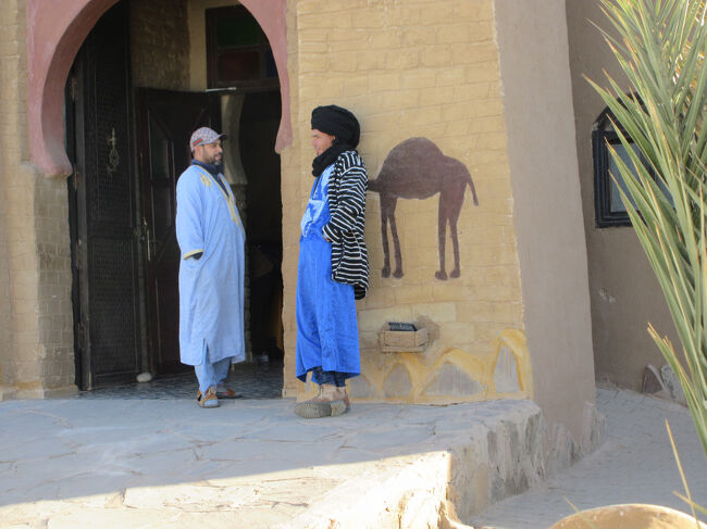 ホテルを出発します。