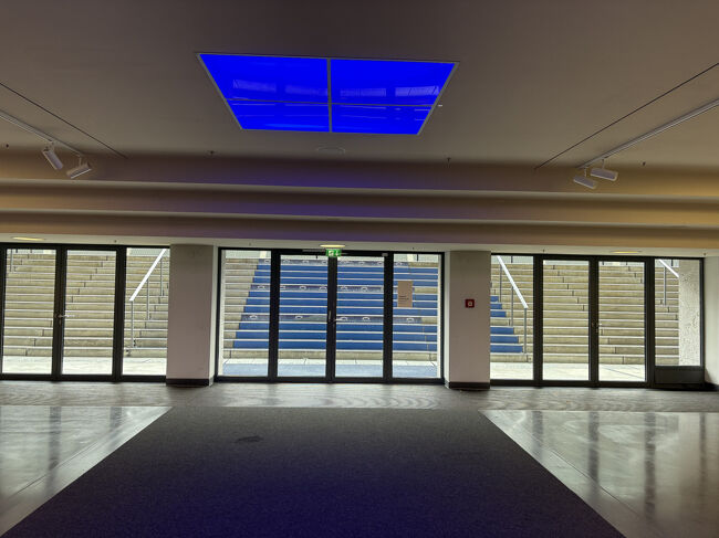 選手の入場口です。この先がフィールドです。