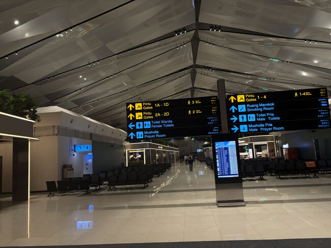 暗いせいか、先が見えないし、、