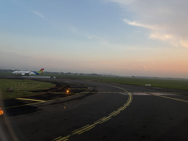 滑走路に入る、カーブが好きです。