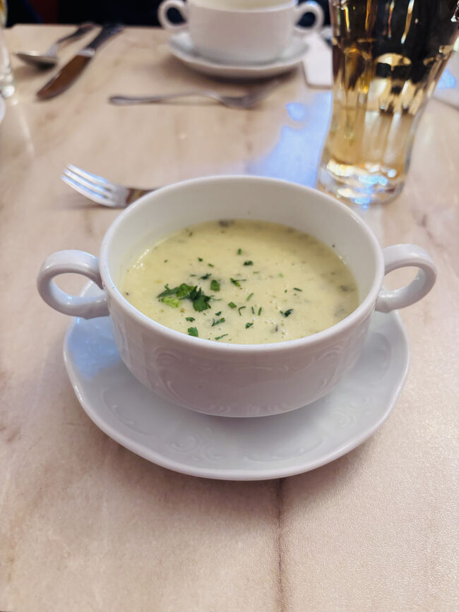 ズッキーニのスープ。<br />