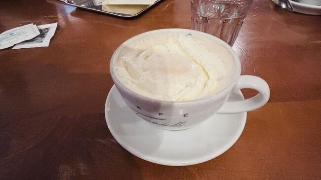 メランジェを一杯。