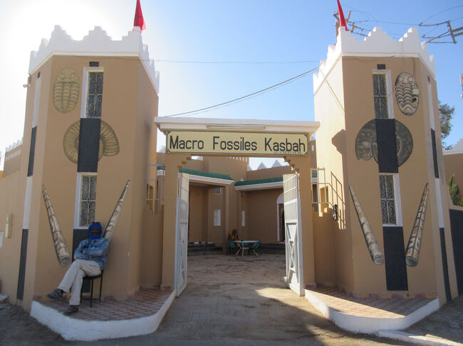 ここ、入り口です。立派でしょ。