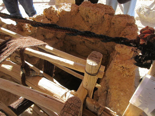 しばらくまたバスで走ってから、写真ストップです。