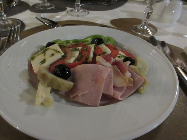 前菜盛り合わせ。