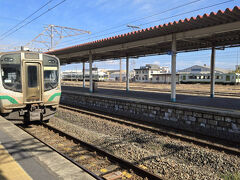 郡山駅からは22分の乗り換え時間で、東北本線本宮駅まで3駅13分乗車します