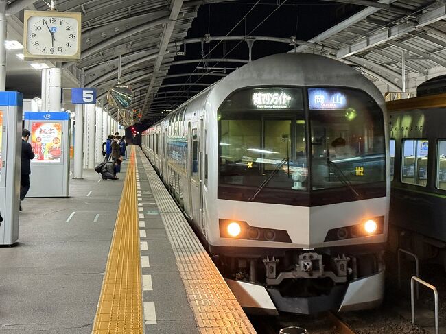 6:08 発 の マリンライナーで 先ずは岡山へ。