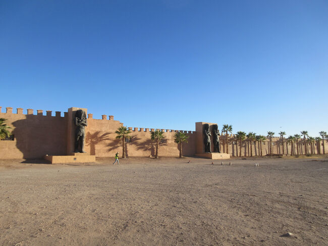 割と近くに映画スタジオがあります。