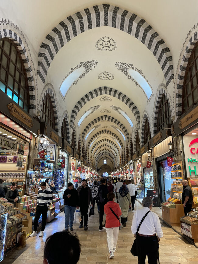 トルコ人の台所、エジプシャンバザールへやって来ました<br />