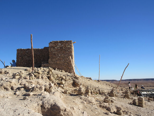 ここにも建物があったそうですが、崩れています。