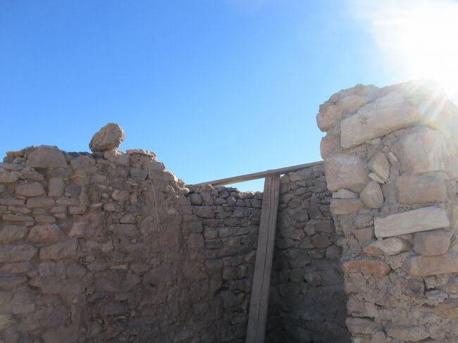 アイトベン・ハッドゥーとは、ベルベル人が作った、カスバ=要塞の集落です。マラケシュの街とサハラ砂漠を結ぶ交易の中心だった場所です。