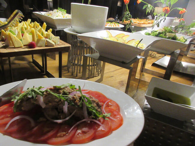 ビュッフェ形式。