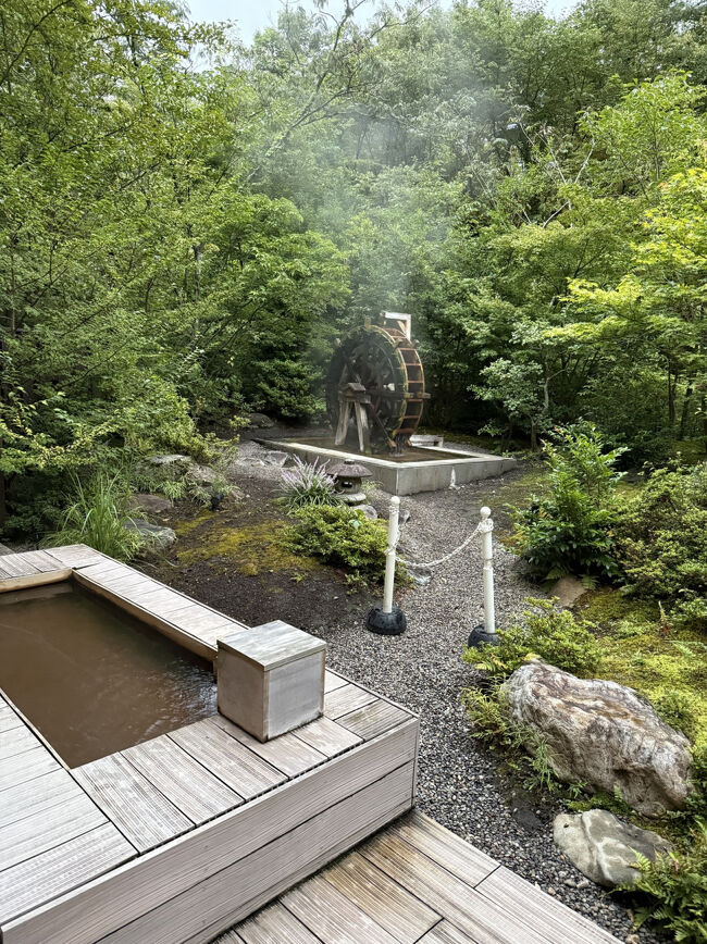 展示室の近くに足湯があります。