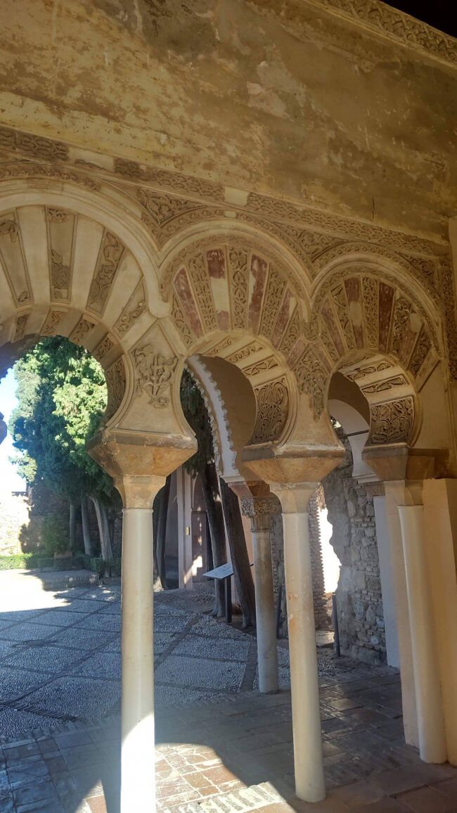 アラブっぽい建物も残っています。