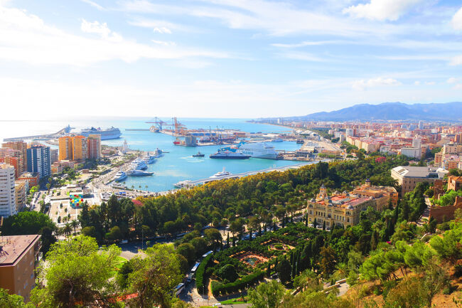 帰りは下りなので楽ですが、日差しは強いです。夕方や夜の景色も気になります。