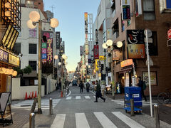 川崎駅から銀柳街の方へ
名前かっこよ