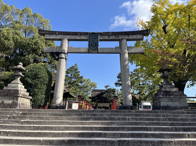こちらの神社には豊臣秀吉公が祀られています。