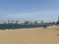朝のパタヤビーチを散歩
気持ちいい朝