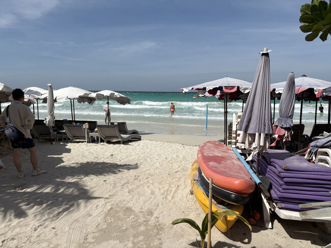 ラン島の北先端にある小さなビーチに到着です。