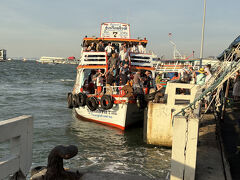 パタヤに戻ってきました。